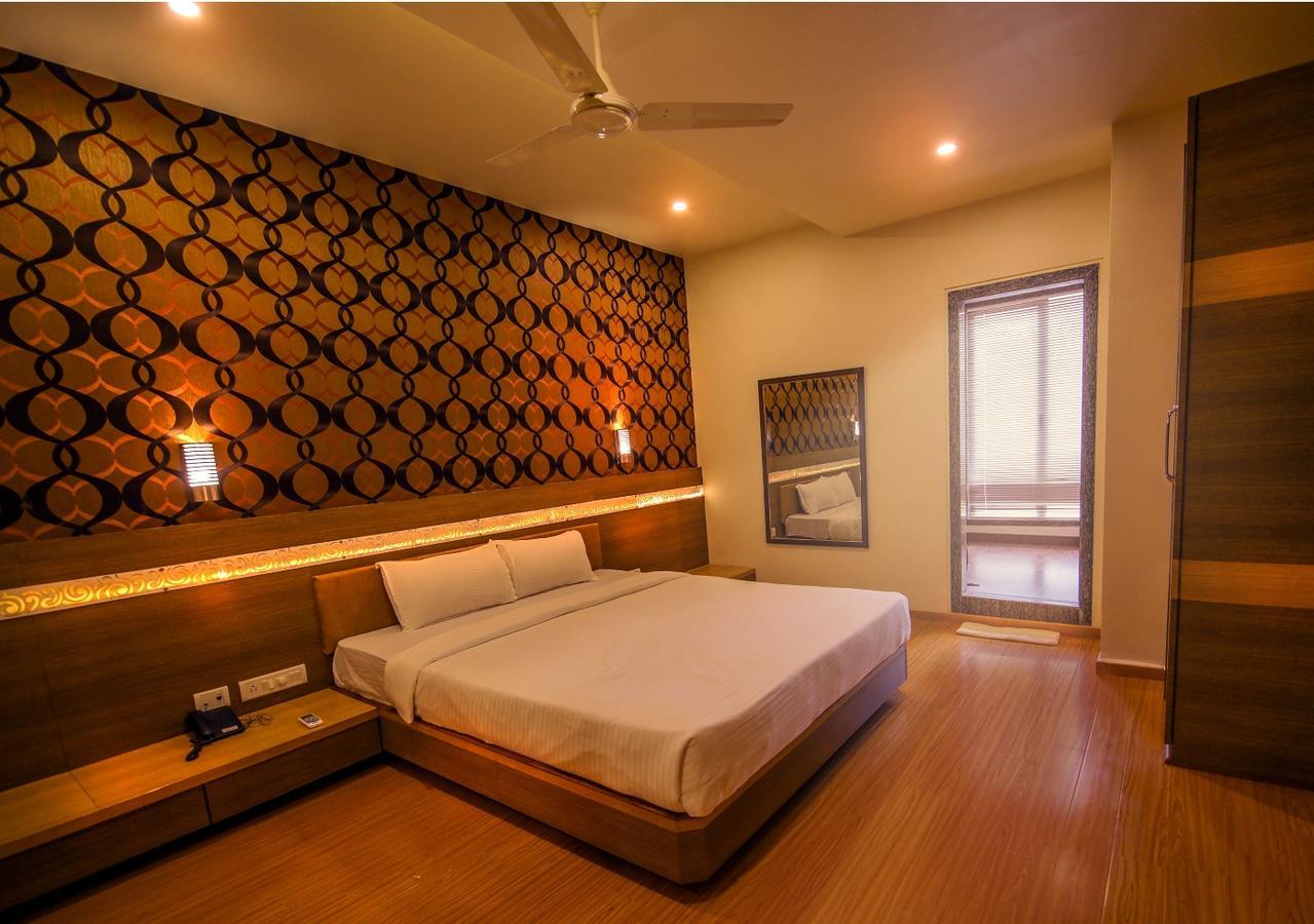 Saubhagya Inn International ラクナウ エクステリア 写真