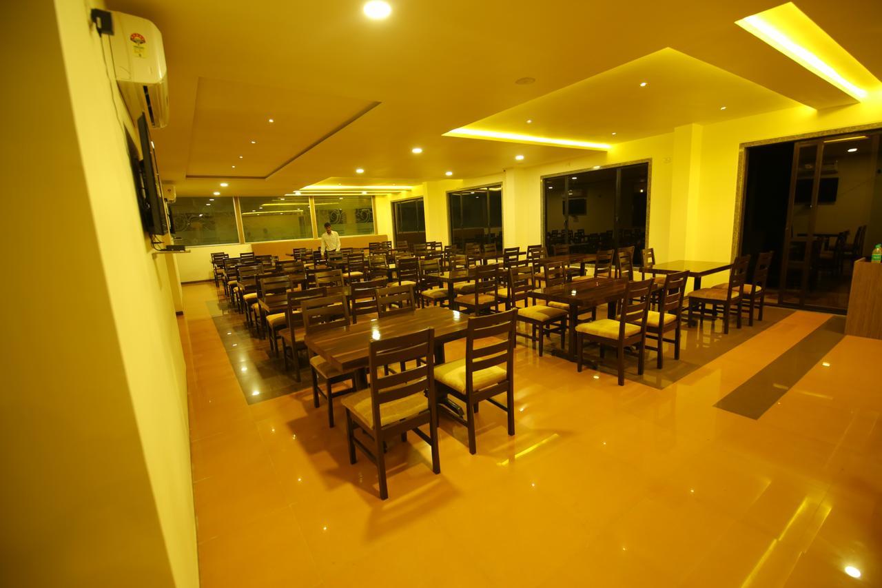 Saubhagya Inn International ラクナウ エクステリア 写真